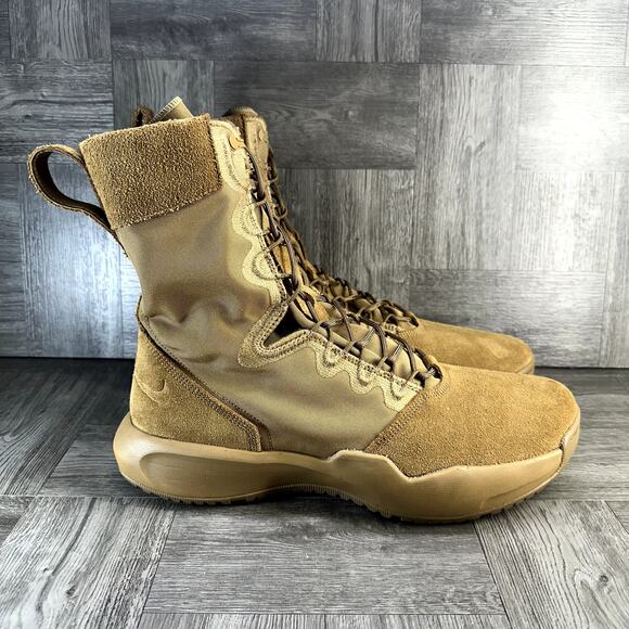 Nike SFB B2 Men's size 14 Tactical Military Combat Tan Boots FN3720-900